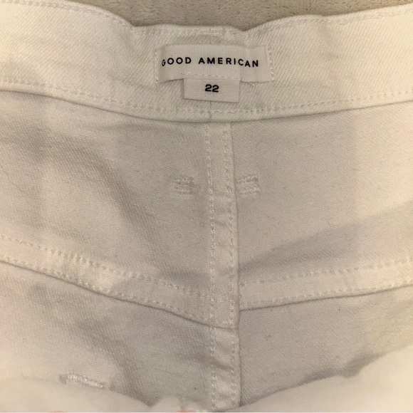 Good American Good 90’s Short Size 22 - Picture 8 of 8